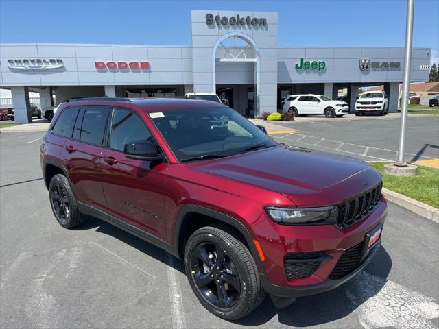 2025 Jeep Grand Cherokee GRAND CHEROKEE ALTITUDE 4X4