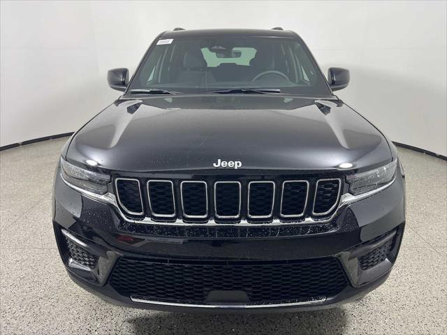 2025 Jeep Grand Cherokee GRAND CHEROKEE LAREDO X 4X2