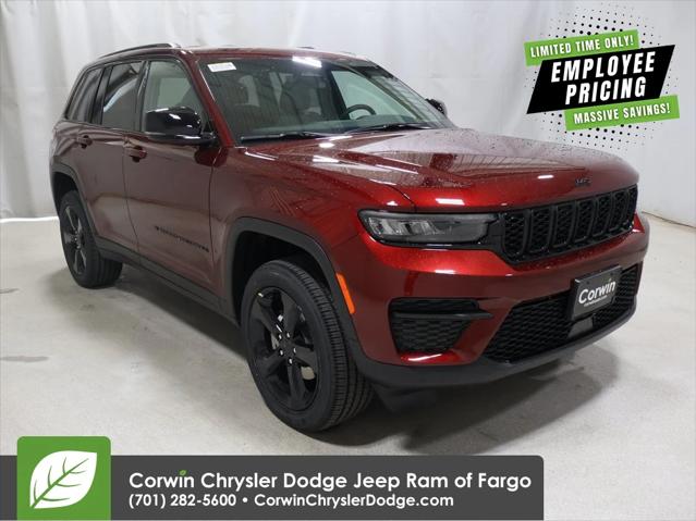2025 Jeep Grand Cherokee GRAND CHEROKEE ALTITUDE 4X4