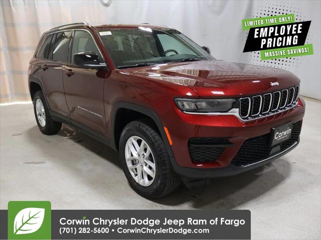 2025 Jeep Grand Cherokee GRAND CHEROKEE LAREDO X 4X4