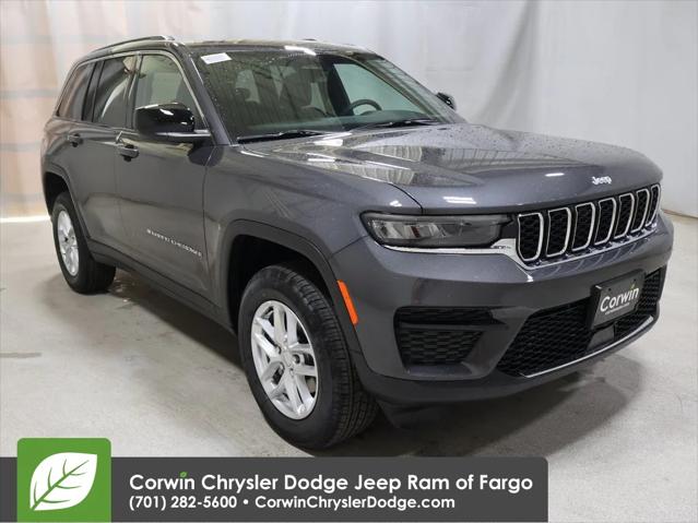 2025 Jeep Grand Cherokee GRAND CHEROKEE LAREDO X 4X4
