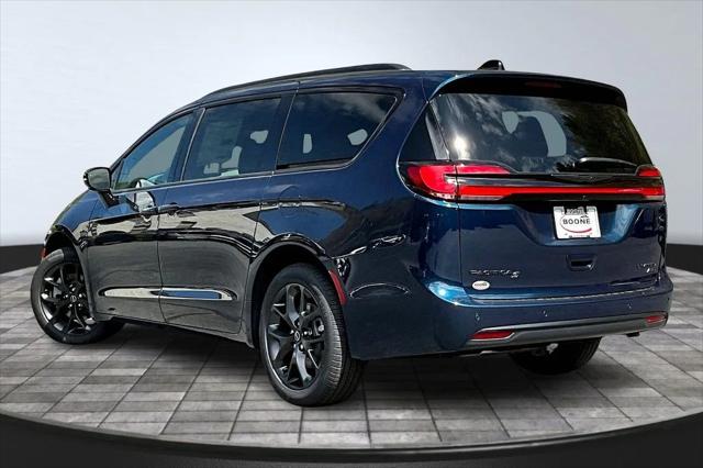 2025 Chrysler Pacifica PACIFICA LIMITED AWD