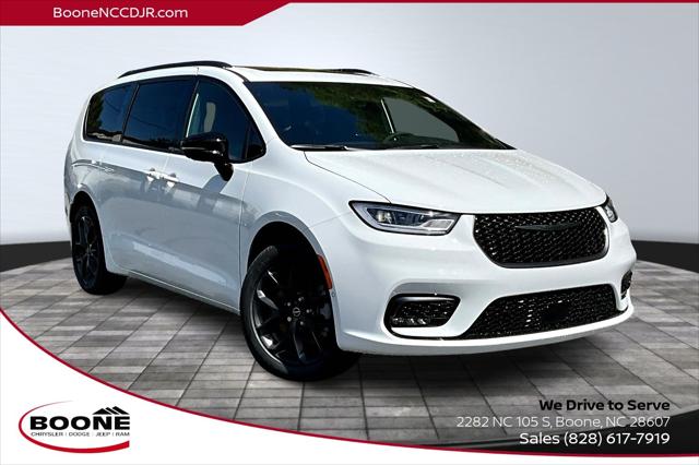 2025 Chrysler Pacifica PACIFICA LIMITED AWD