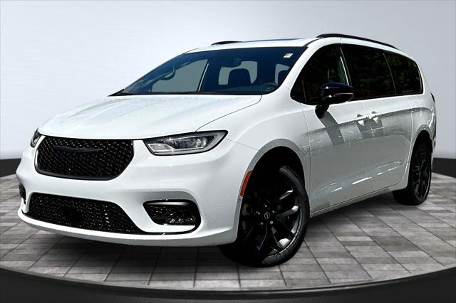 2025 Chrysler Pacifica PACIFICA LIMITED AWD