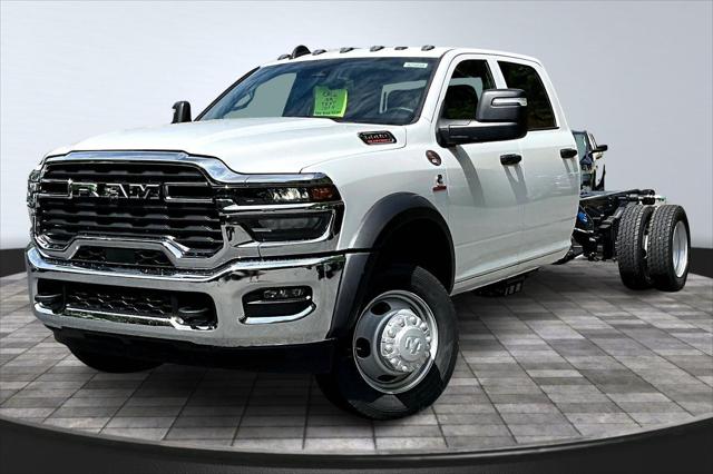 2025 RAM Ram 5500 Chassis Cab RAM 5500 TRADESMAN CHASSIS CREW CAB 4X4 84 CA 2025 RAM Ram 5500 Chassis Cab RAM 5500 TRADESMAN CHASSIS CREW CAB 4X4 84 CA