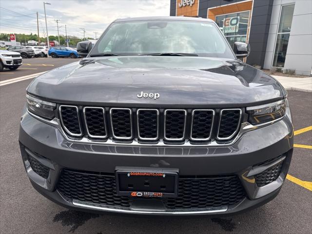 2025 Jeep Grand Cherokee GRAND CHEROKEE LAREDO X 4X4