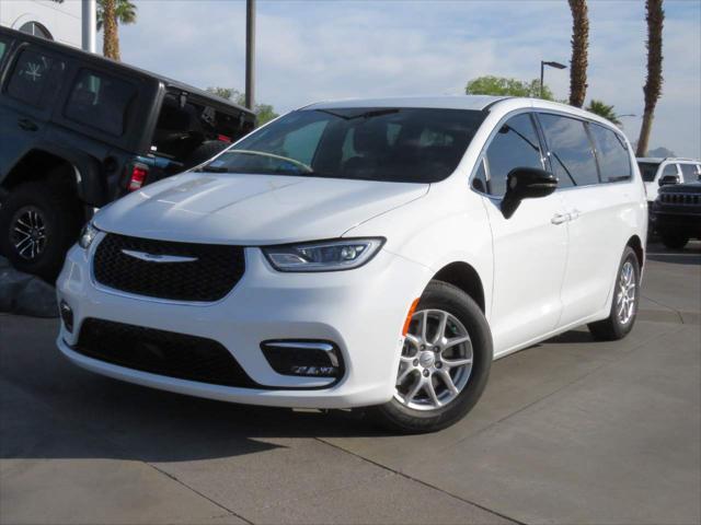 2025 Chrysler Pacifica PACIFICA SELECT