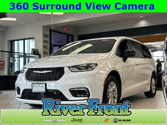 2025 Chrysler Pacifica PACIFICA SELECT
