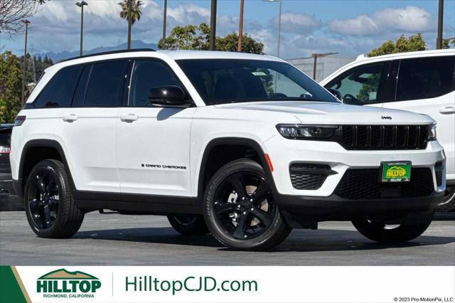 2025 Jeep Grand Cherokee GRAND CHEROKEE ALTITUDE 4X4