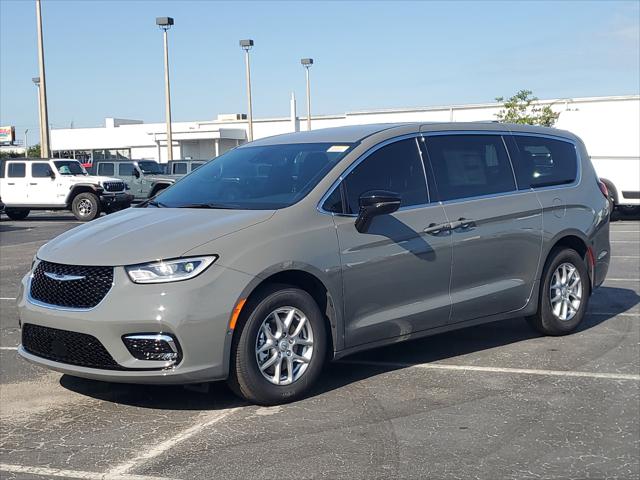 2025 Chrysler Pacifica PACIFICA SELECT