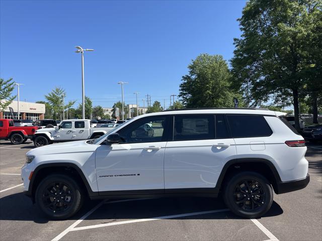 2025 Jeep Grand Cherokee GRAND CHEROKEE L ALTITUDE X 4X2