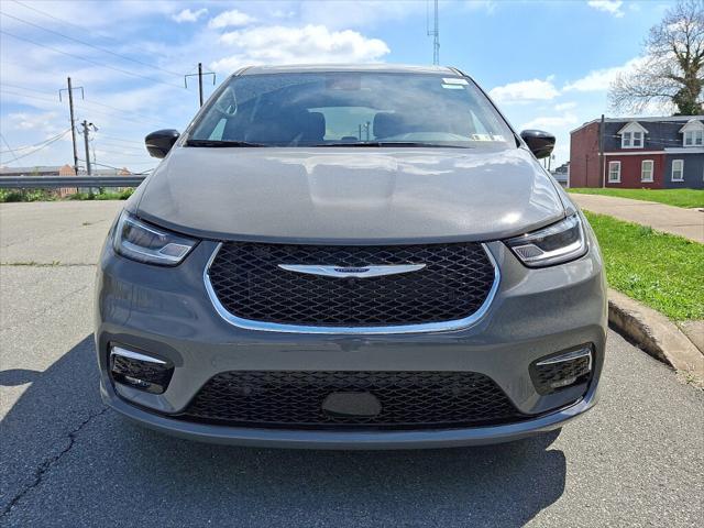 2025 Chrysler Pacifica PACIFICA SELECT