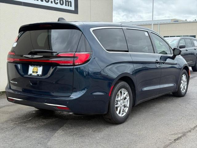 2025 Chrysler Pacifica PACIFICA SELECT