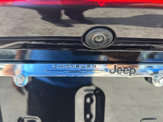 2025 Chrysler Pacifica Hybrid PACIFICA PLUG-IN HYBRID SELECT