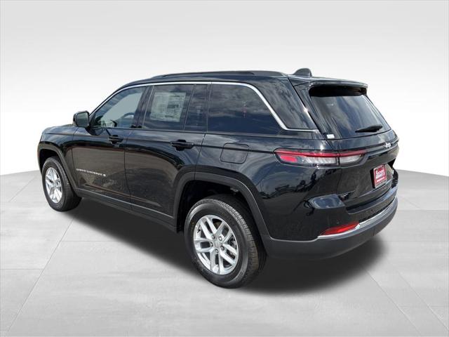 2025 Jeep Grand Cherokee GRAND CHEROKEE LAREDO X 4X2