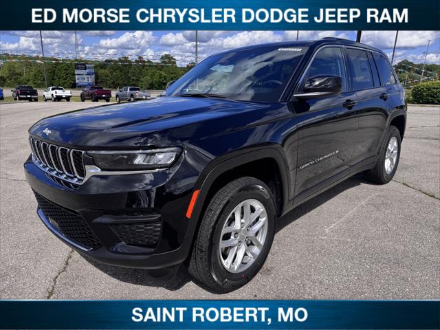 2025 Jeep Grand Cherokee GRAND CHEROKEE LAREDO X 4X4
