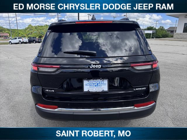 2025 Jeep Grand Cherokee GRAND CHEROKEE LAREDO X 4X4