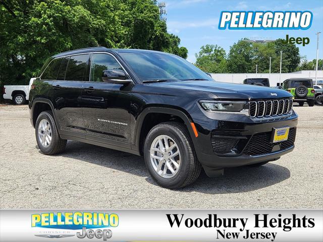 2025 Jeep Grand Cherokee GRAND CHEROKEE LAREDO X 4X4