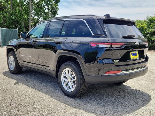 2025 Jeep Grand Cherokee GRAND CHEROKEE LAREDO X 4X4