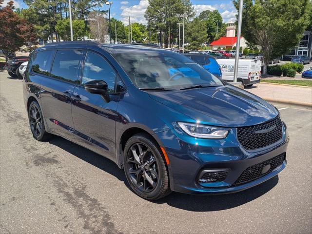 2025 Chrysler Pacifica PACIFICA LIMITED
