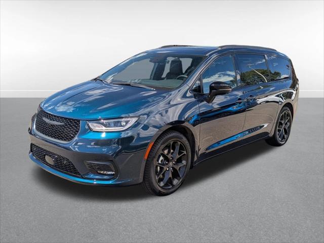 2025 Chrysler Pacifica PACIFICA LIMITED