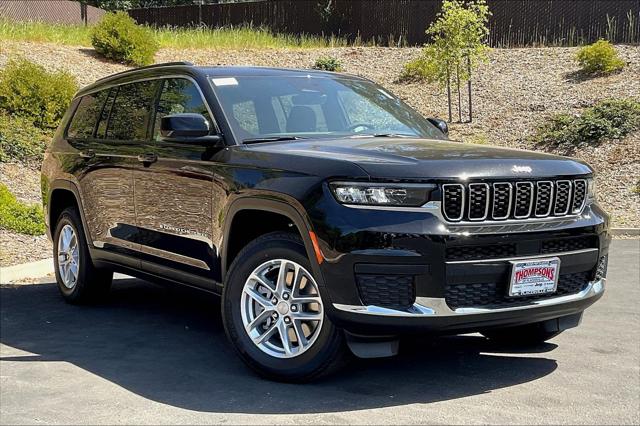 2025 Jeep Grand Cherokee GRAND CHEROKEE L LAREDO X 4X4