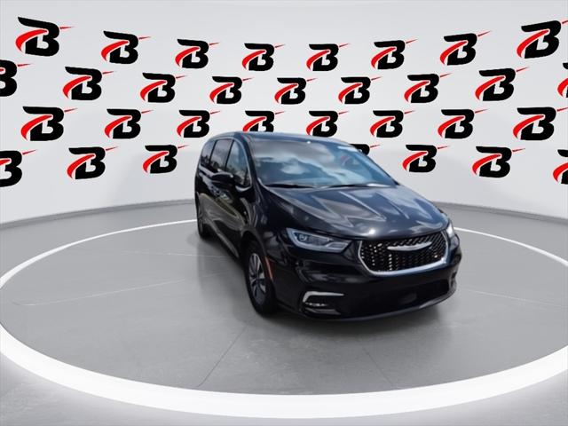 2025 Chrysler Pacifica Hybrid PACIFICA PLUG-IN HYBRID SELECT