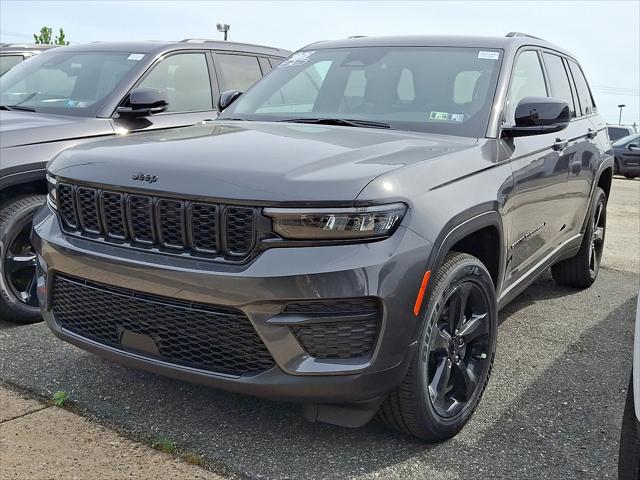 2025 Jeep Grand Cherokee GRAND CHEROKEE ALTITUDE 4X4