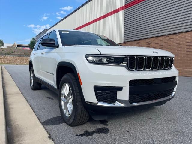 2025 Jeep Grand Cherokee GRAND CHEROKEE L LAREDO X 4X2