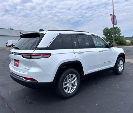 2025 Jeep Grand Cherokee GRAND CHEROKEE LAREDO X 4X4