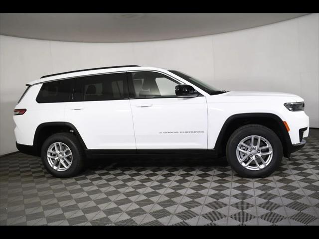2025 Jeep Grand Cherokee GRAND CHEROKEE L LAREDO X 4X4