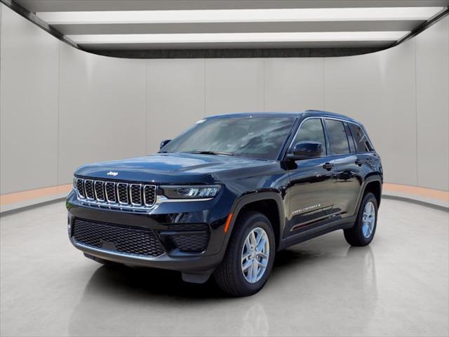 2025 Jeep Grand Cherokee GRAND CHEROKEE LAREDO X 4X2