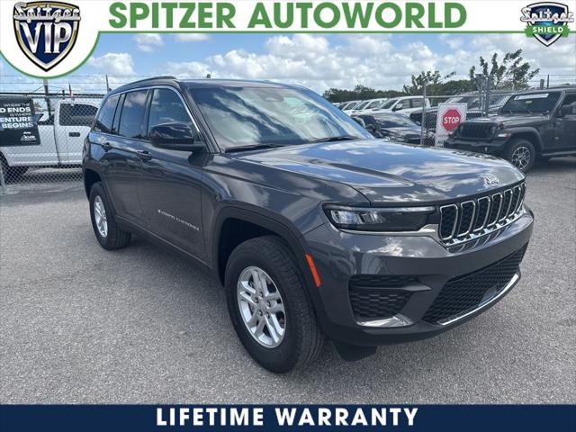 2025 Jeep Grand Cherokee GRAND CHEROKEE LAREDO 4X2