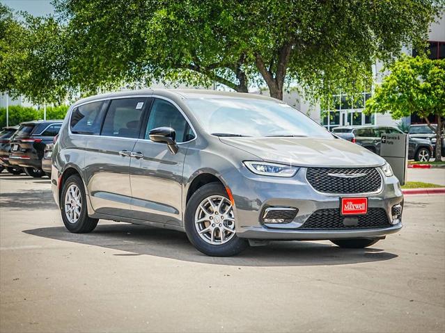 2025 Chrysler Pacifica PACIFICA SELECT