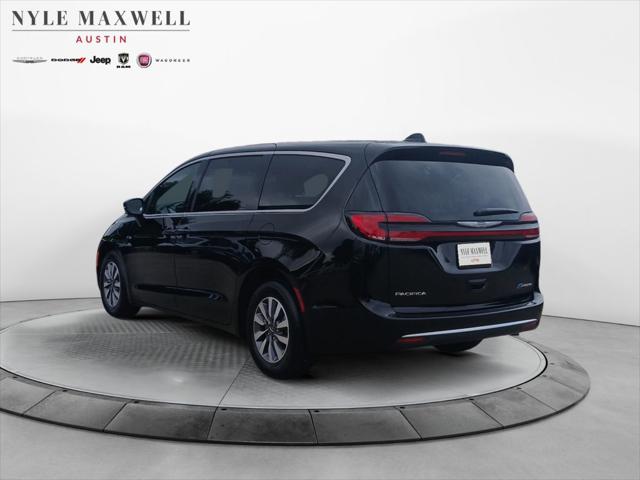 2025 Chrysler Pacifica Hybrid PACIFICA PLUG-IN HYBRID SELECT