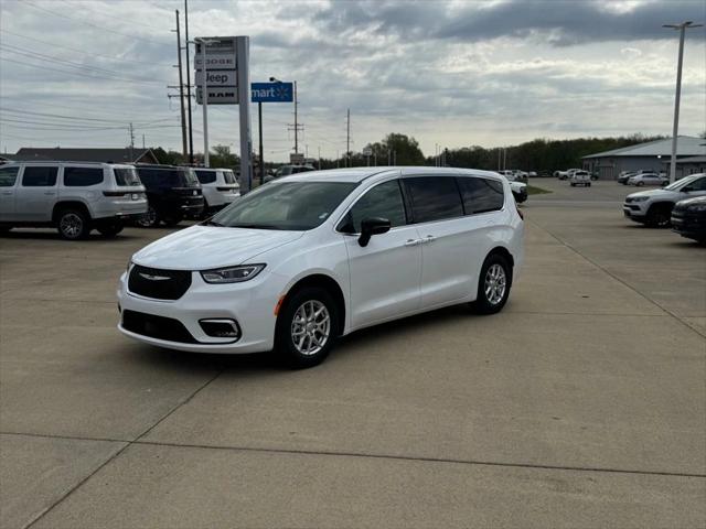 2025 Chrysler Pacifica PACIFICA SELECT