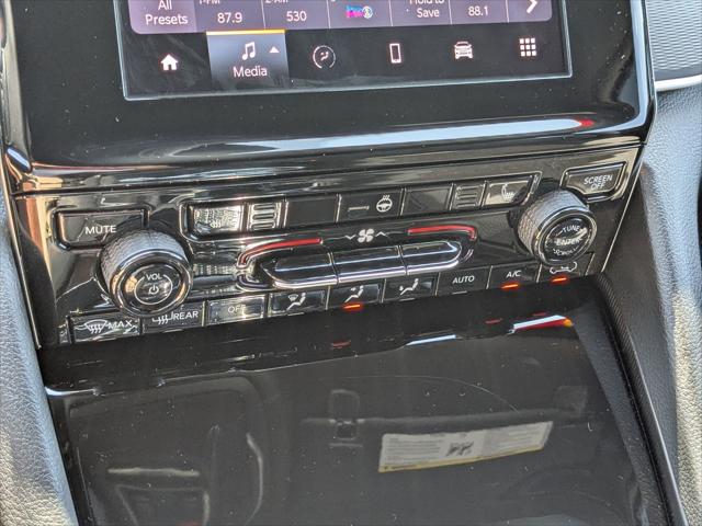 2025 Jeep Grand Cherokee GRAND CHEROKEE L LAREDO X 4X4