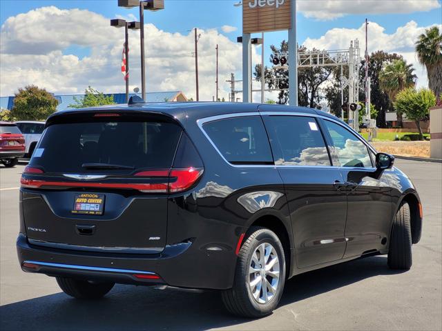 2025 Chrysler Pacifica PACIFICA SELECT AWD