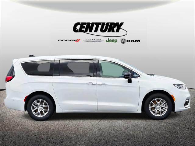 2025 Chrysler Pacifica PACIFICA SELECT