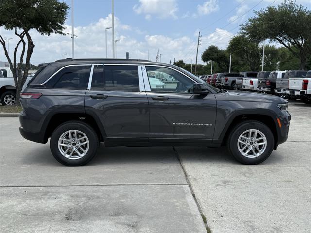 2025 Jeep Grand Cherokee GRAND CHEROKEE LAREDO X 4X2