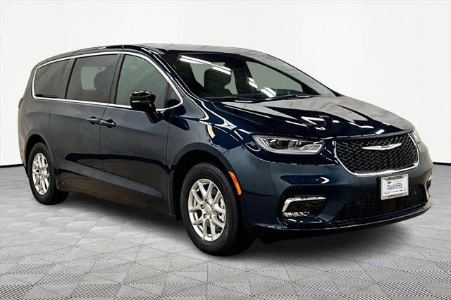 2025 Chrysler Pacifica PACIFICA SELECT