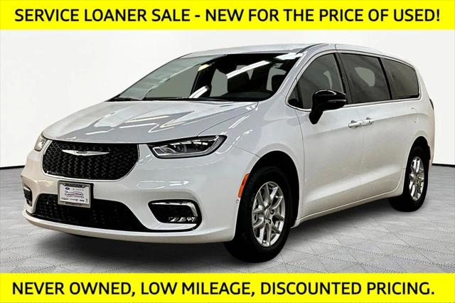 2025 Chrysler Pacifica PACIFICA SELECT