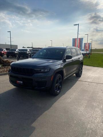 2025 Jeep Grand Cherokee GRAND CHEROKEE L ALTITUDE 4X2