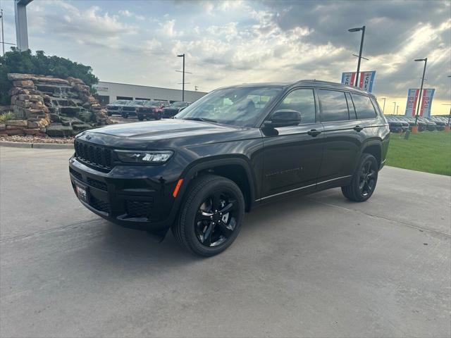 2025 Jeep Grand Cherokee GRAND CHEROKEE L ALTITUDE 4X2