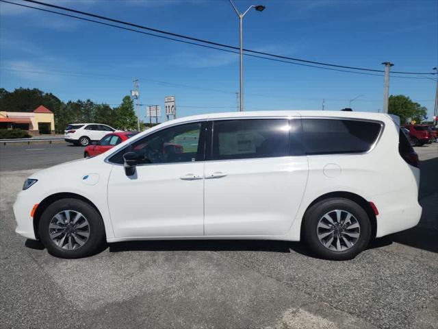 2025 Chrysler Pacifica Hybrid PACIFICA PLUG-IN HYBRID SELECT