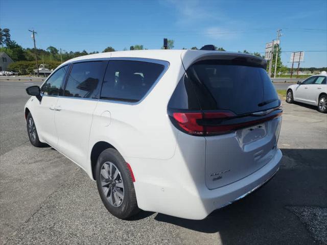 2025 Chrysler Pacifica Hybrid PACIFICA PLUG-IN HYBRID SELECT