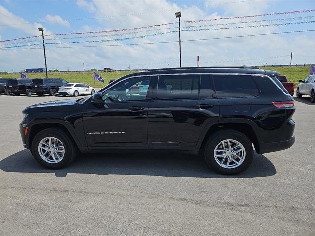 2025 Jeep Grand Cherokee GRAND CHEROKEE L LAREDO X 4X4