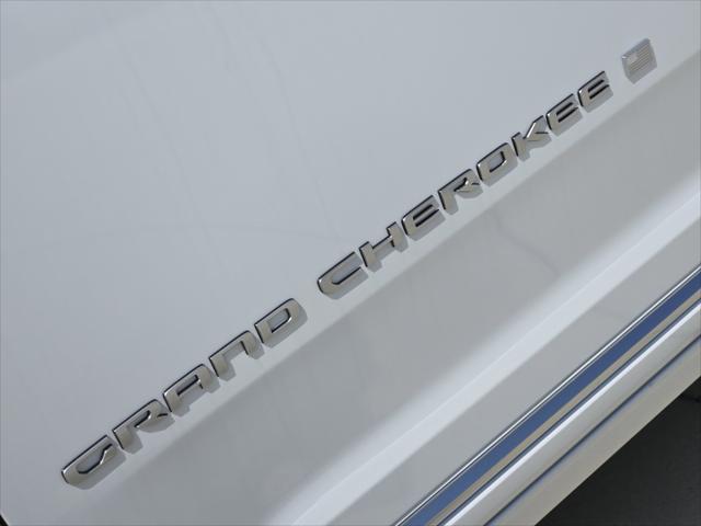 2025 Jeep Grand Cherokee GRAND CHEROKEE L SUMMIT 4X4