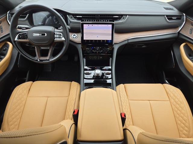 2025 Jeep Grand Cherokee GRAND CHEROKEE L SUMMIT 4X4