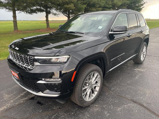 2025 Jeep Grand Cherokee GRAND CHEROKEE SUMMIT 4X4